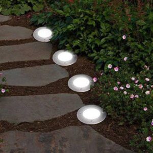 Solar garden lights