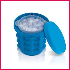 Clear ice maker